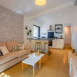 Villa Bernadette - Climatisee Pour 10 Personnes Avec Piscine A Hyeres-la Capte *