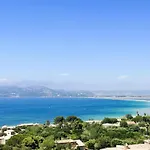 Villa Bernadette - Climatisee Pour 10 Personnes Avec Piscine A Hyeres-la Capte *