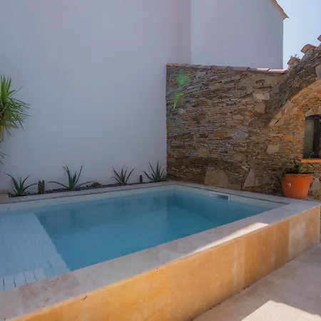 Bernadette - Climatisee Pour 10 Personnes Avec Piscine A Hyeres-la Capte Hyères