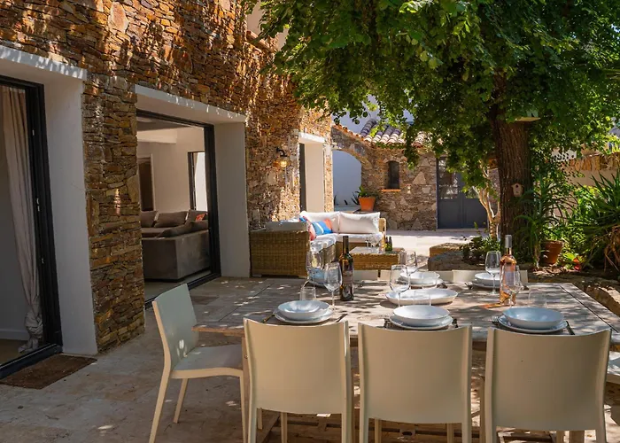 Bernadette - Climatisée Pour 10 Personnes Avec Piscine à Hyères-la Capte Villa Hyères