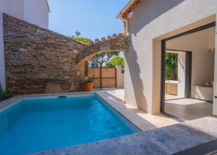 Villa Bernadette - Climatisée Pour 10 Personnes Avec Piscine à Hyères-la Capte *