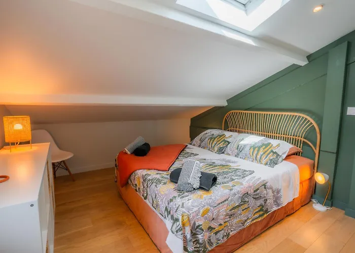 Villa Bernadette - Climatisée Pour 10 Personnes Avec Piscine à Hyères-la Capte Hyères