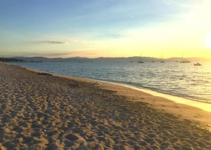 Bernadette - Climatisée Pour 10 Personnes Avec Piscine à Hyères-la Capte Villa *